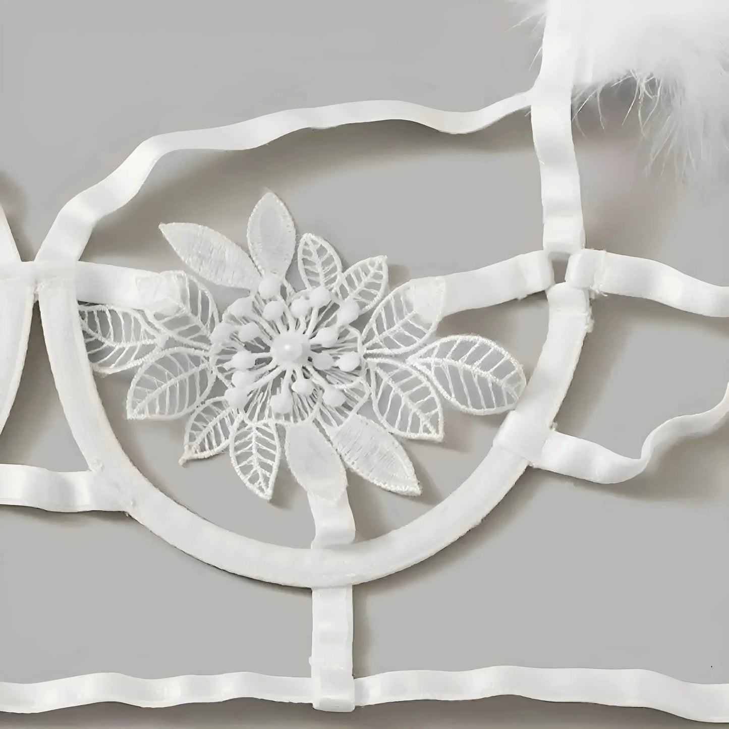 Set di Lingerie a 3 Pezzi con Piume