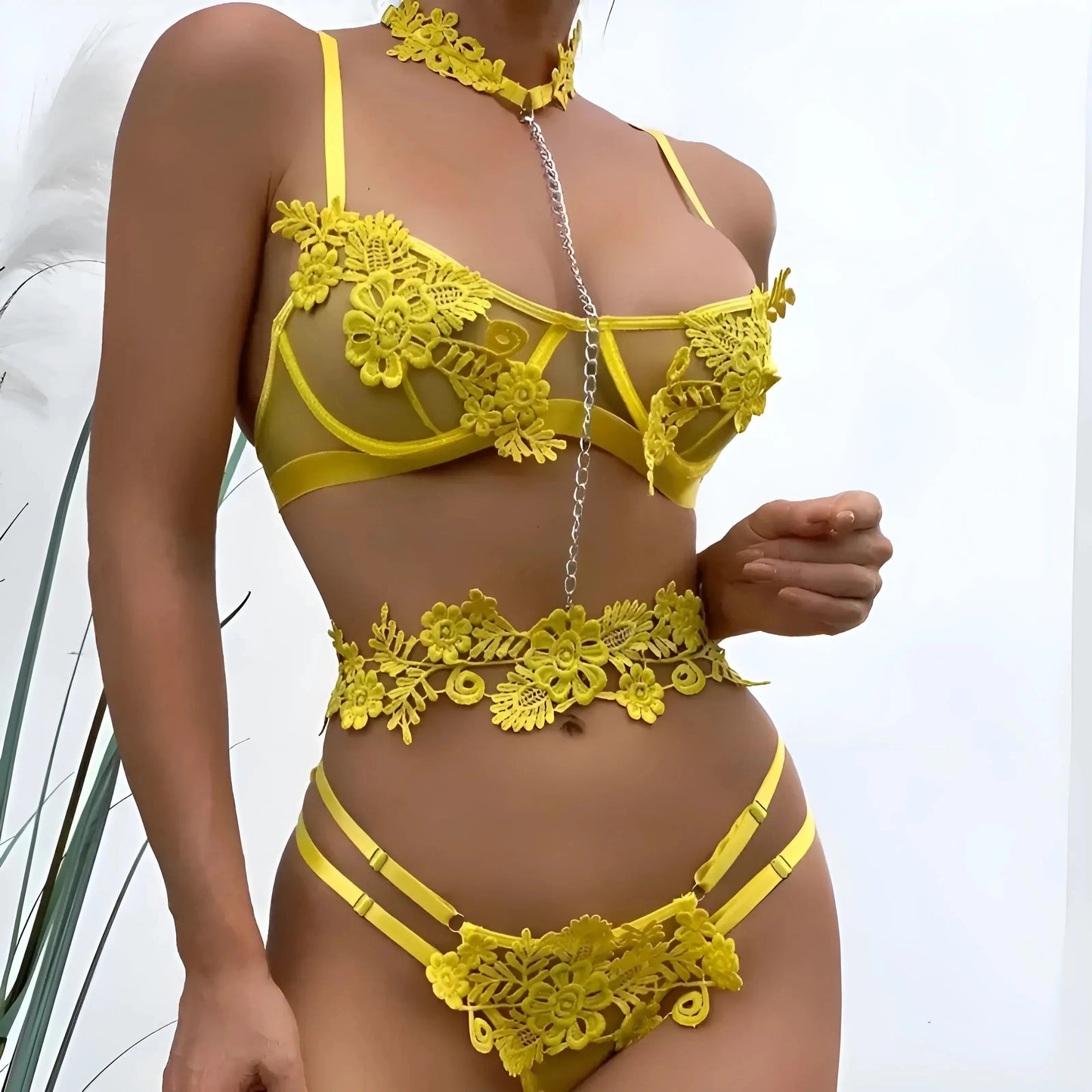 Set di Lingerie a 3 Pezzi con Pizzo Floreale