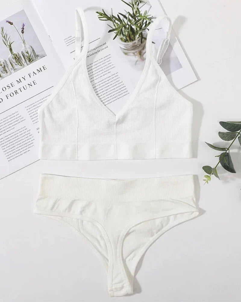 Completo di lingerie comodo a righe