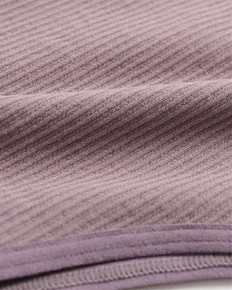 Completo di lingerie comodo in materiale a coste