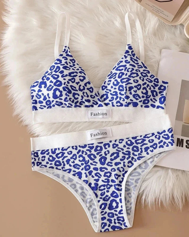 Completo di lingerie comodo con stampa leopardata