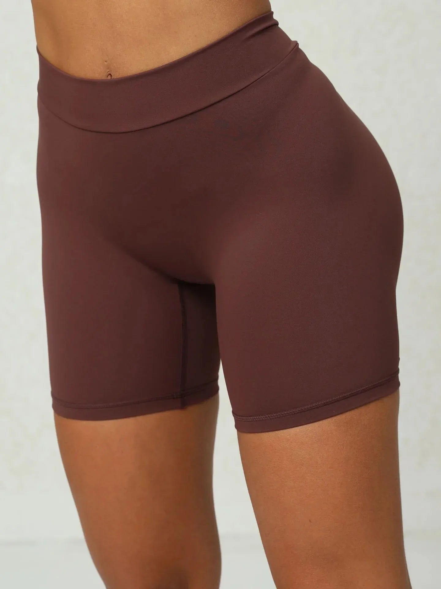Pantaloni sportivi corti