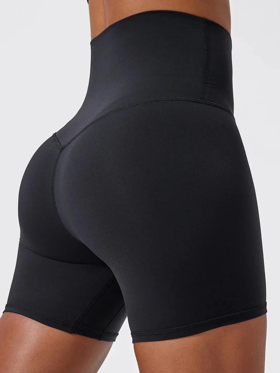 Pantaloni sportivi corti