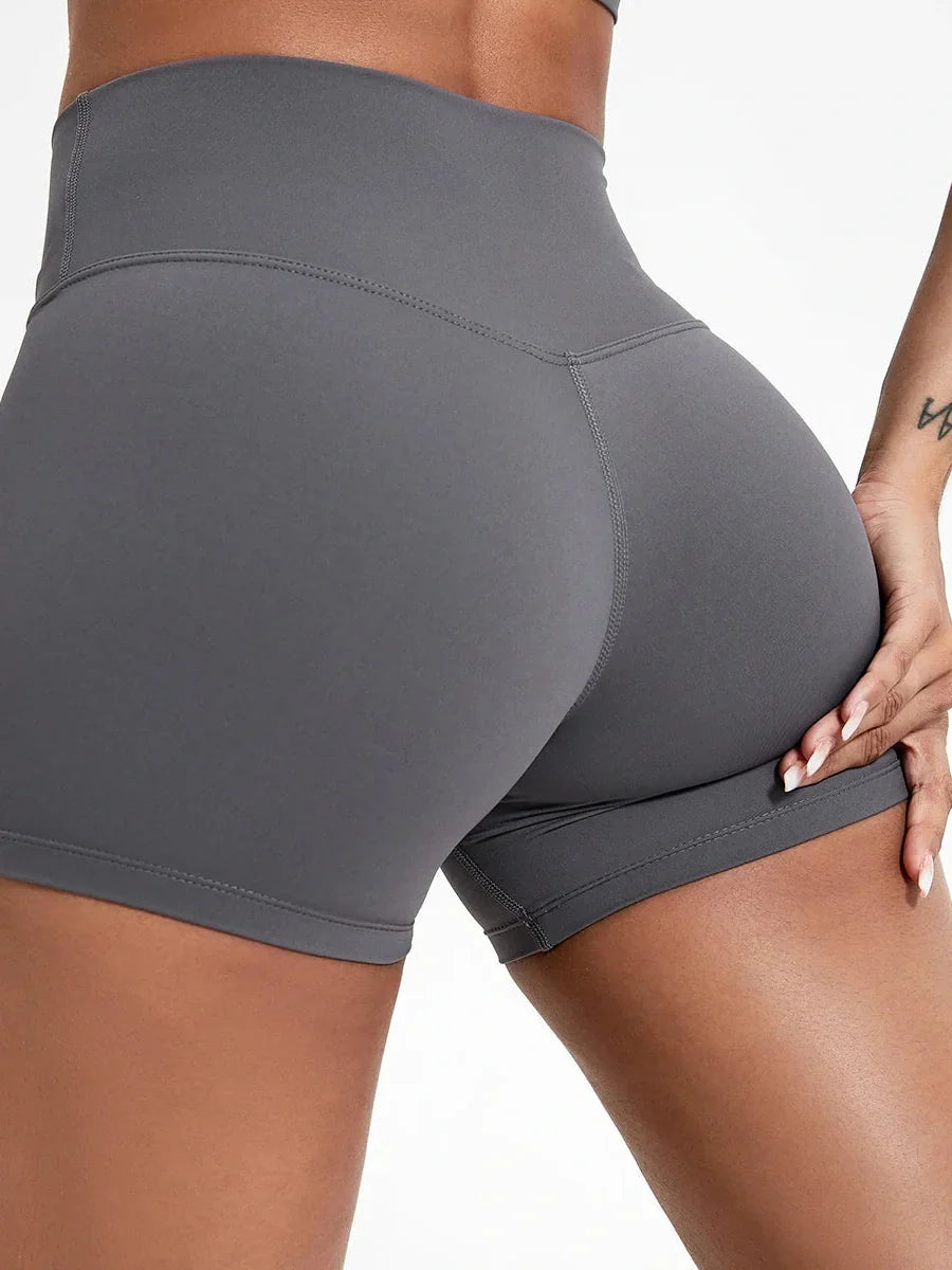 Pantaloni sportivi corti
