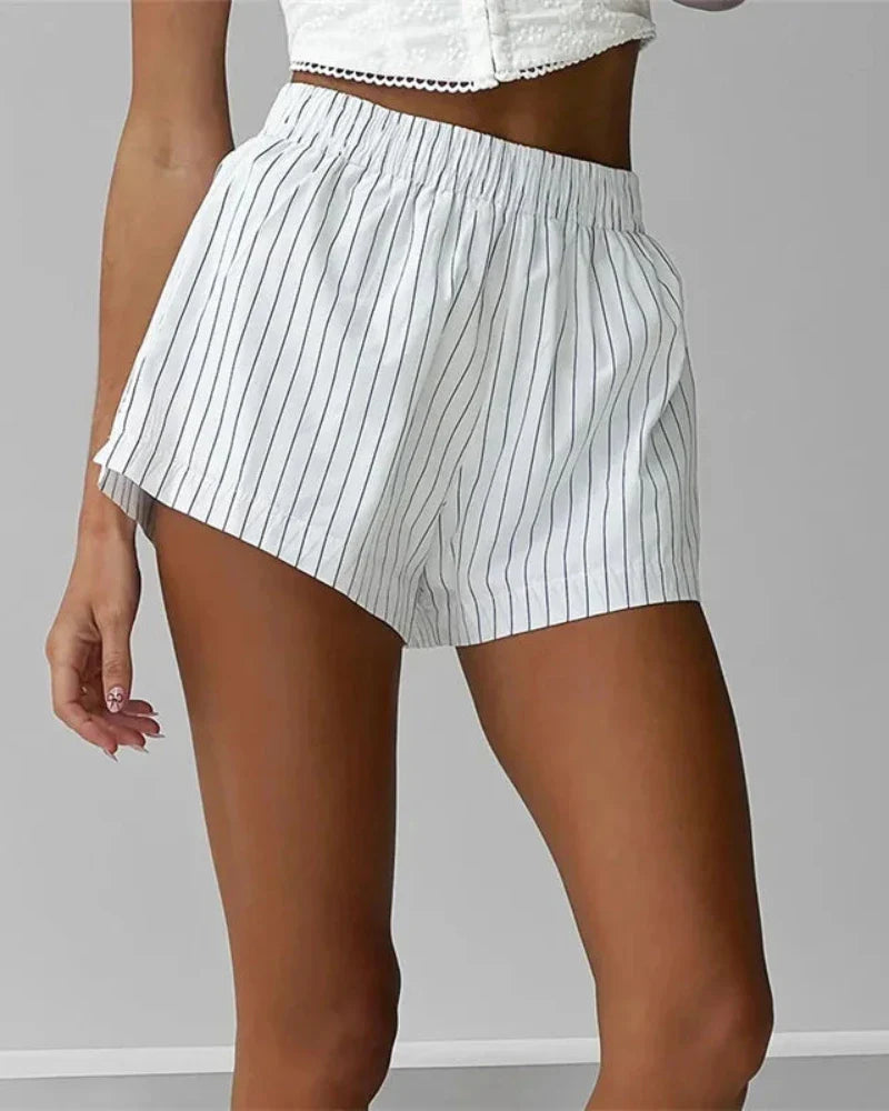 Pantaloni corti a righe comodi