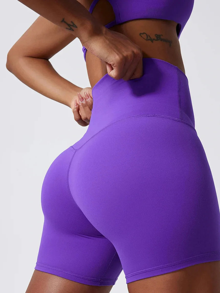 Pantaloni sportivi corti
