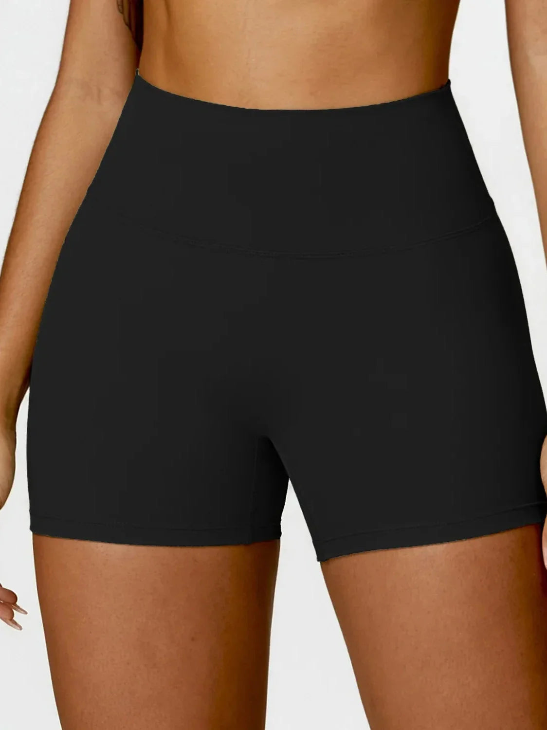 Pantaloni sportivi corti