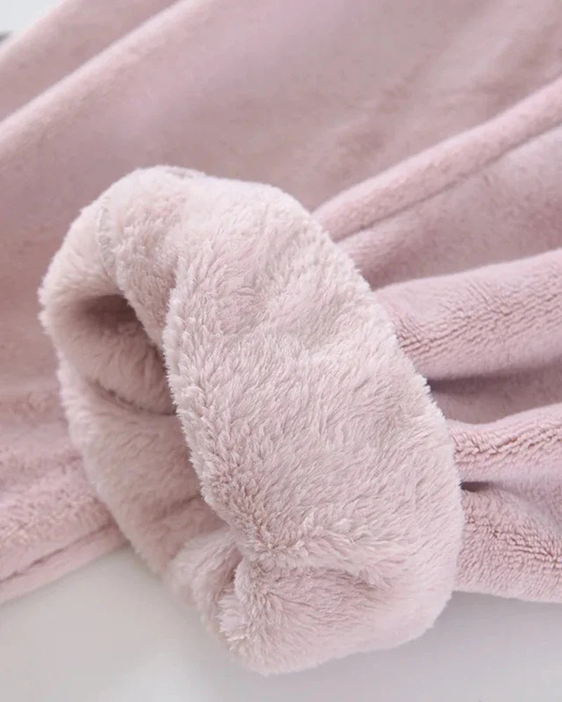 Pantaloni lunghi in velluto peluche
