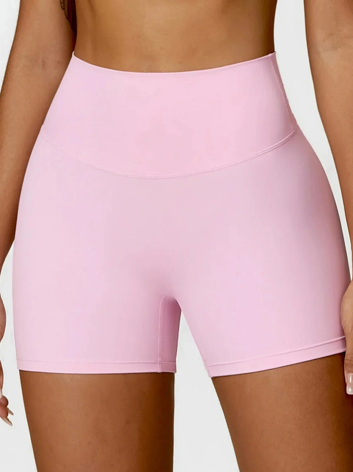Pantaloni sportivi corti