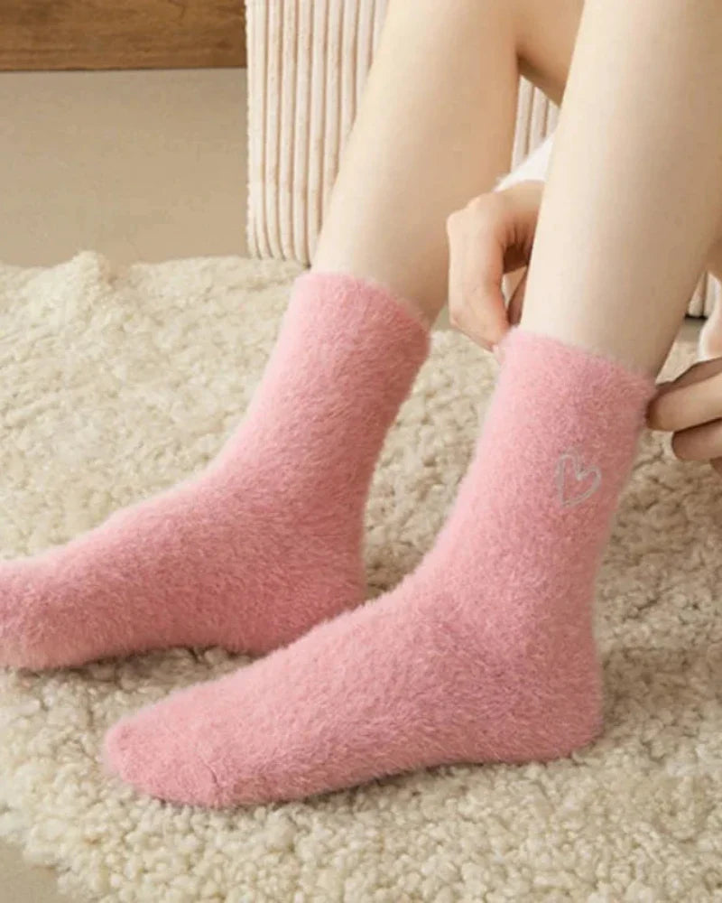 Calze lunghe e pelose con cuore