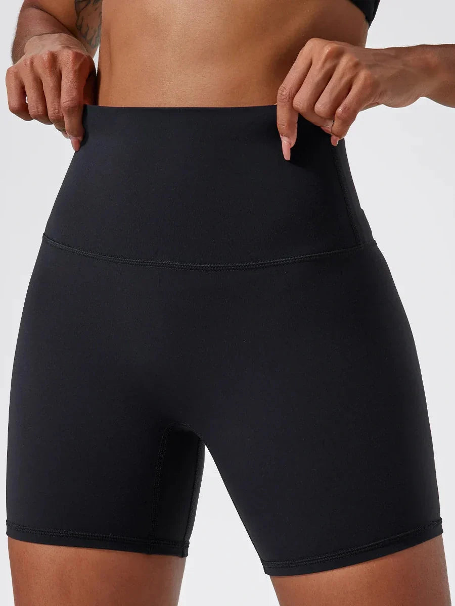 Pantaloni sportivi corti