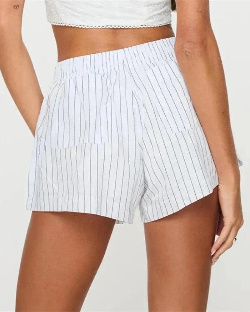 Pantaloni corti a righe comodi