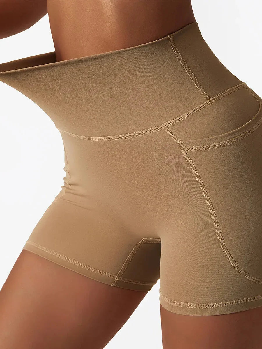 Pantaloni sportivi corti