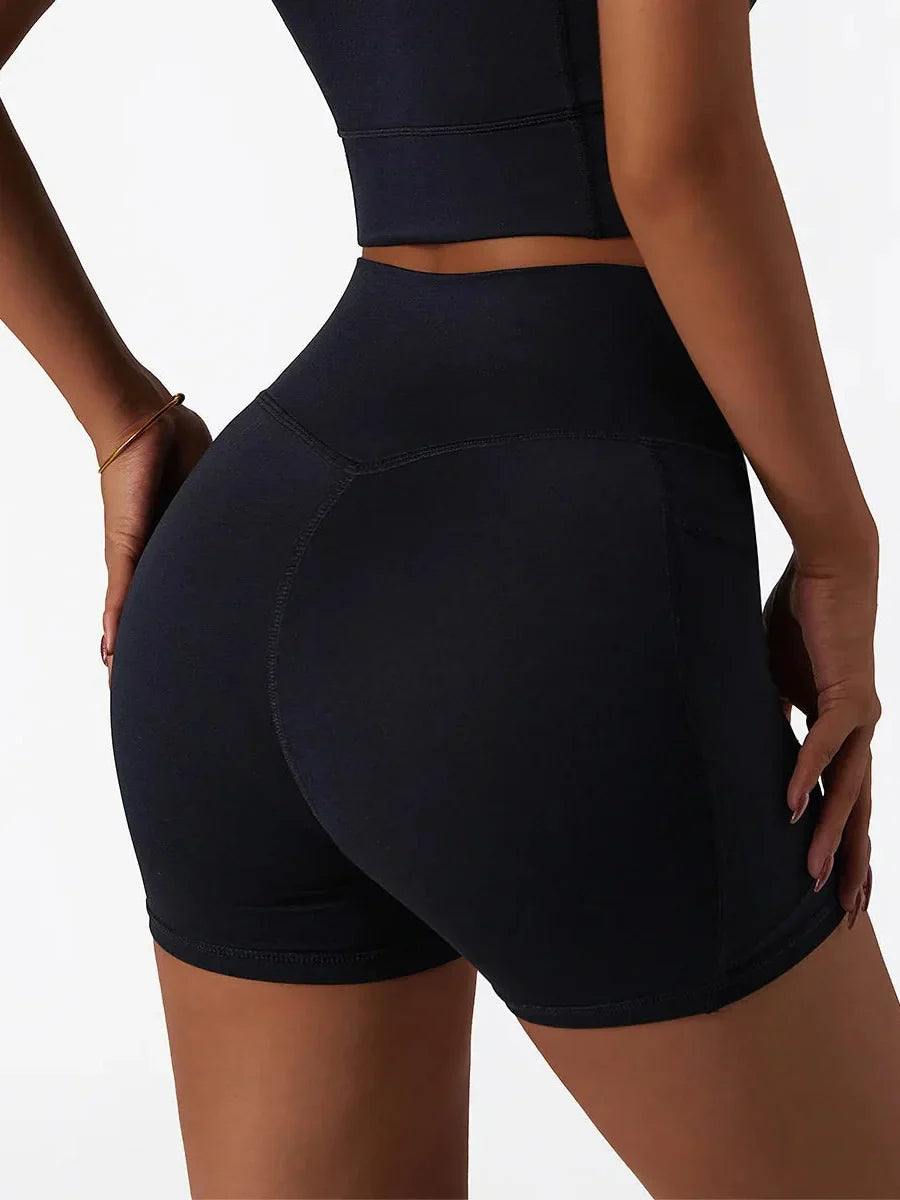 Pantaloni sportivi corti