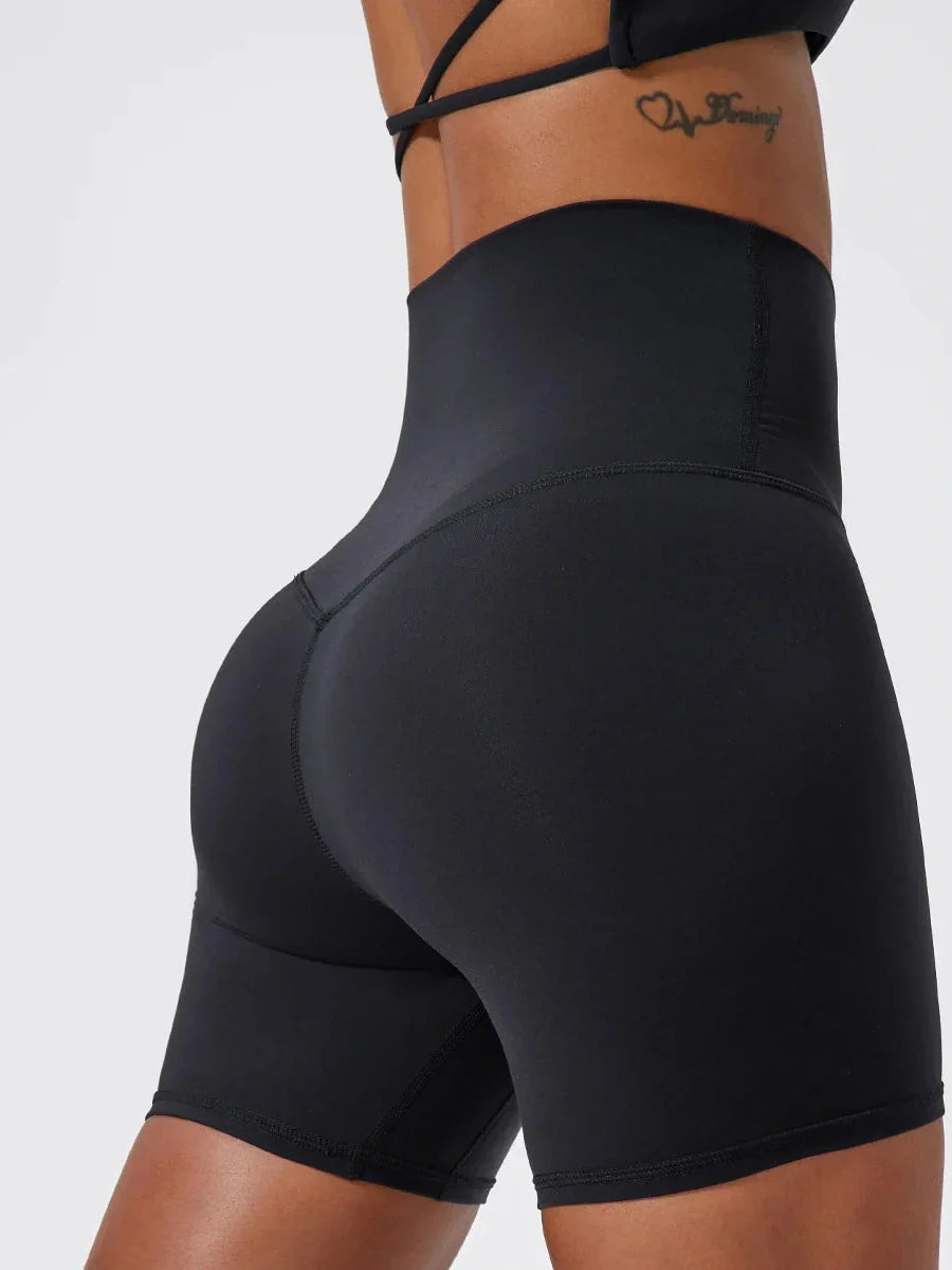 Pantaloni sportivi corti