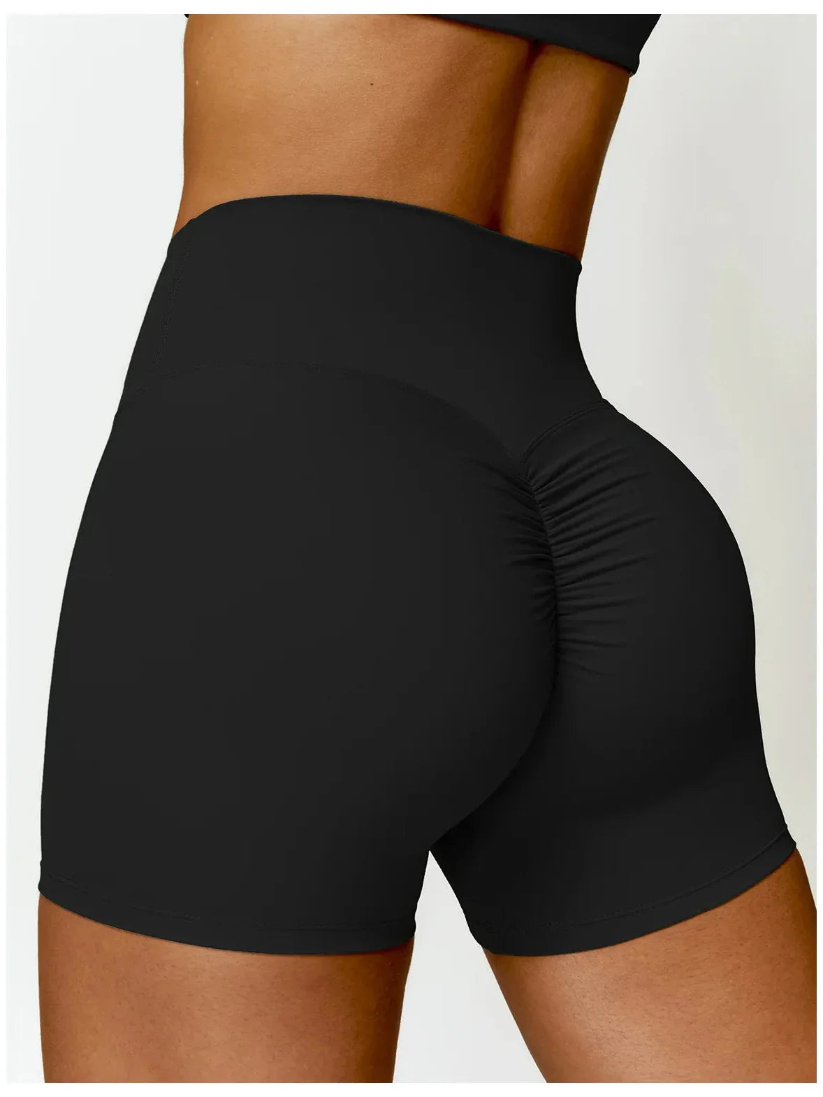 Pantaloni sportivi corti