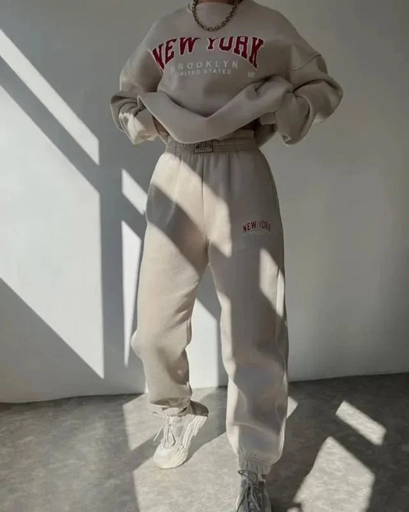 Felpa oversize con scritta New York