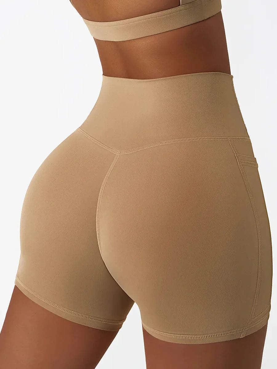 Pantaloni sportivi corti