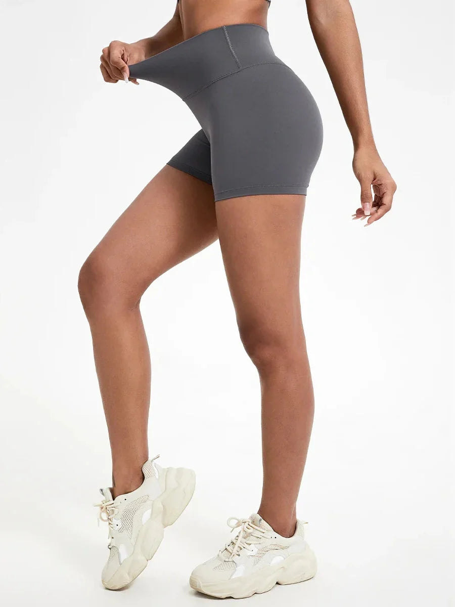 Pantaloni sportivi corti