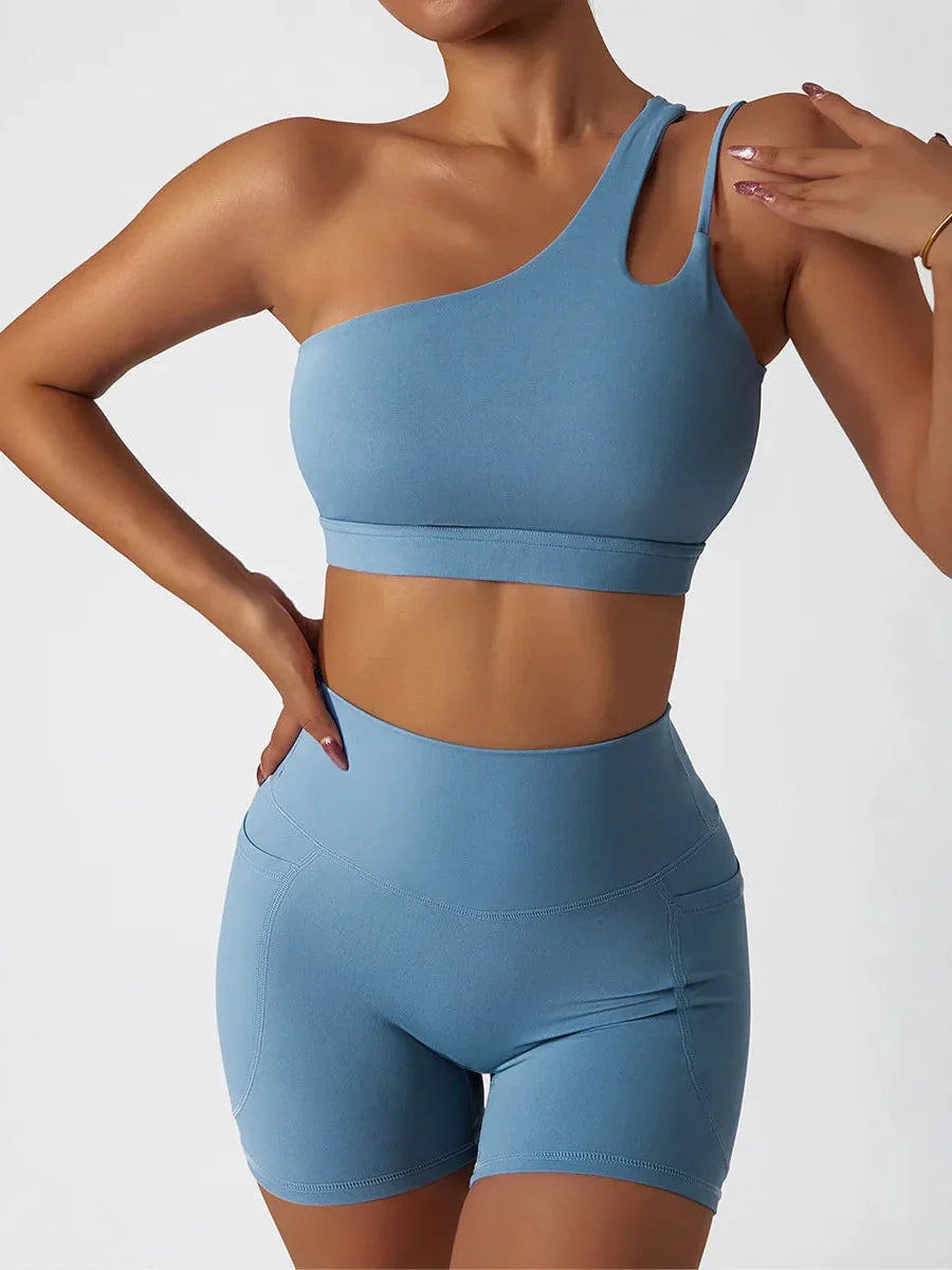 Pantaloni sportivi corti