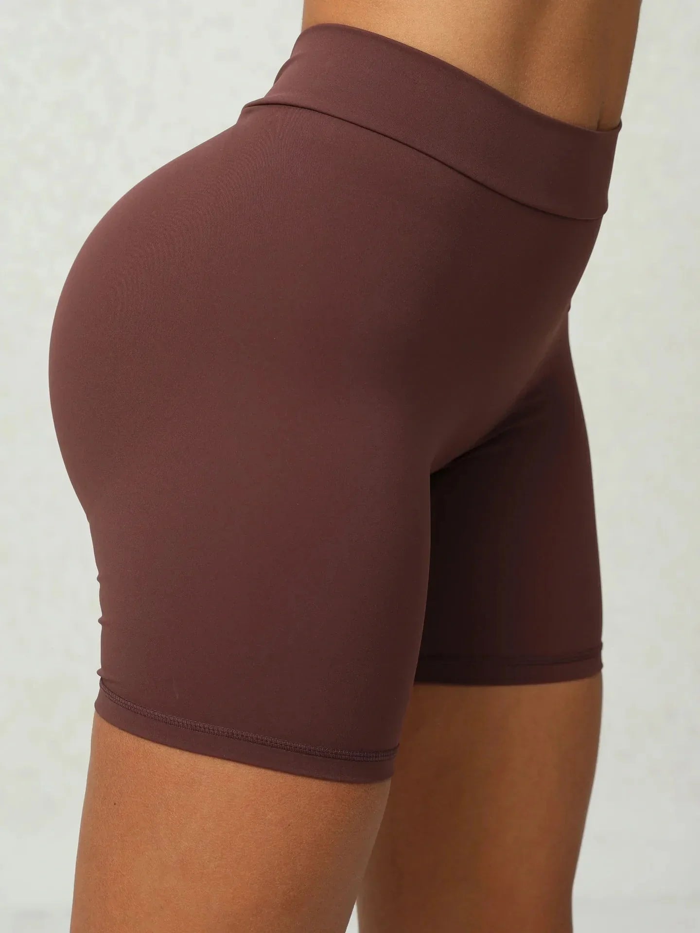 Pantaloni sportivi corti