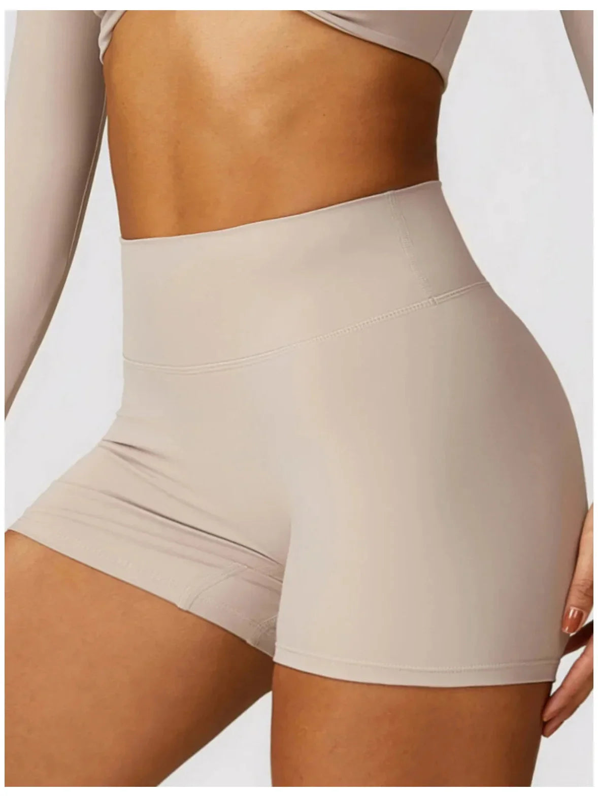 Pantaloni sportivi corti