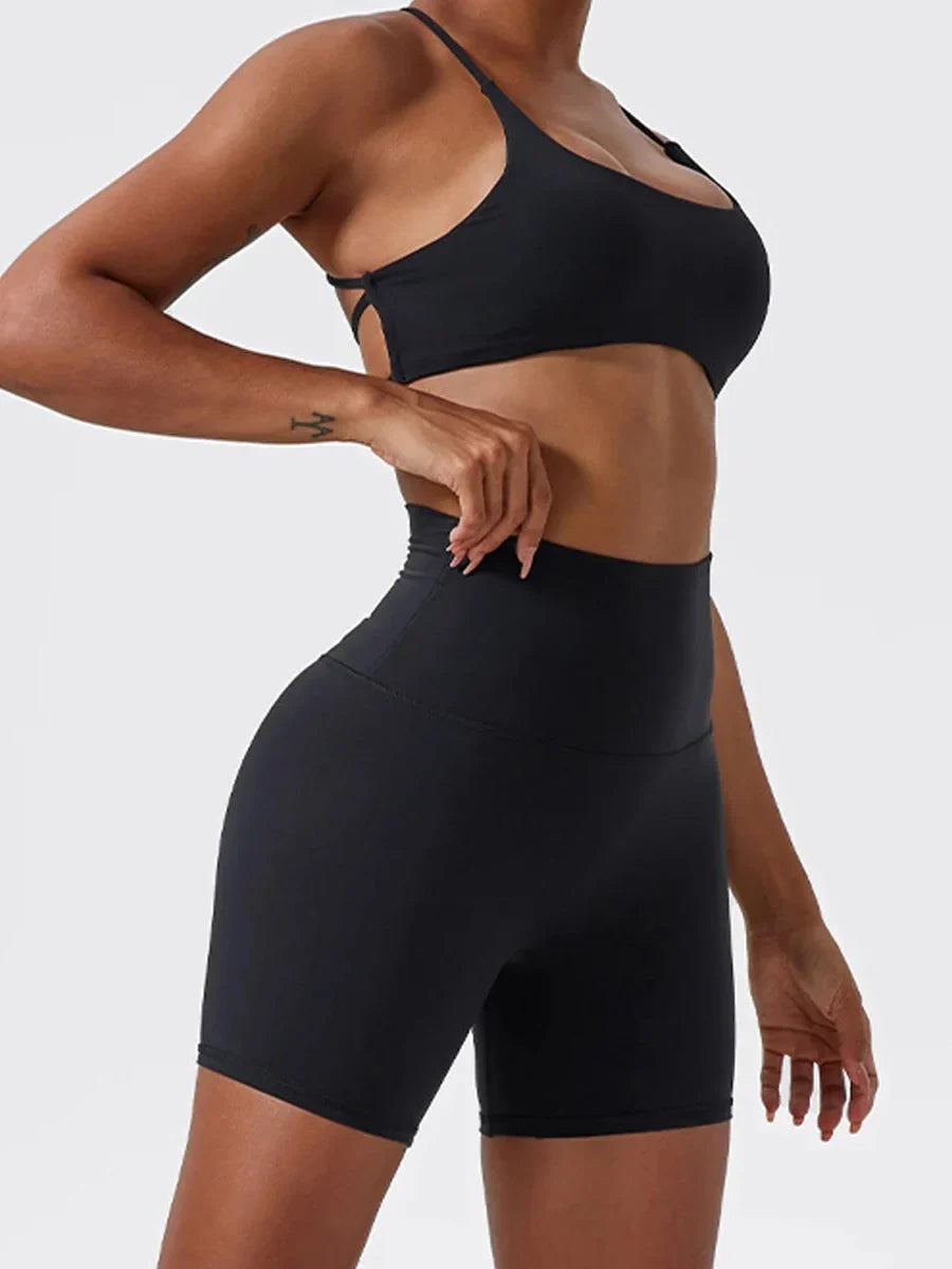 Pantaloni sportivi corti