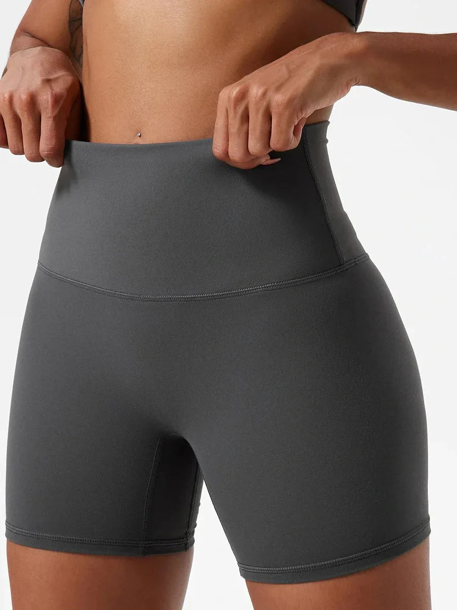 Pantaloni sportivi corti