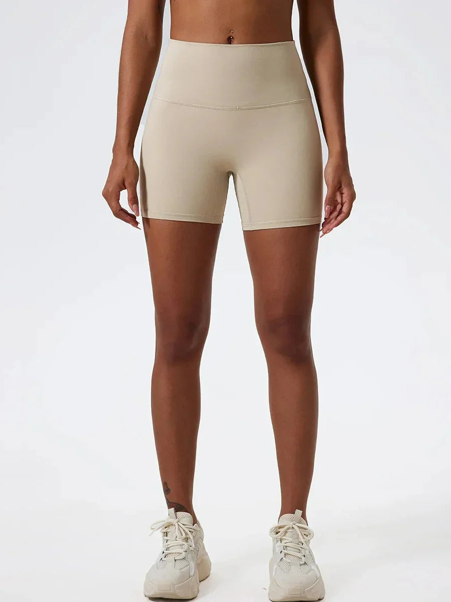 Pantaloni sportivi corti