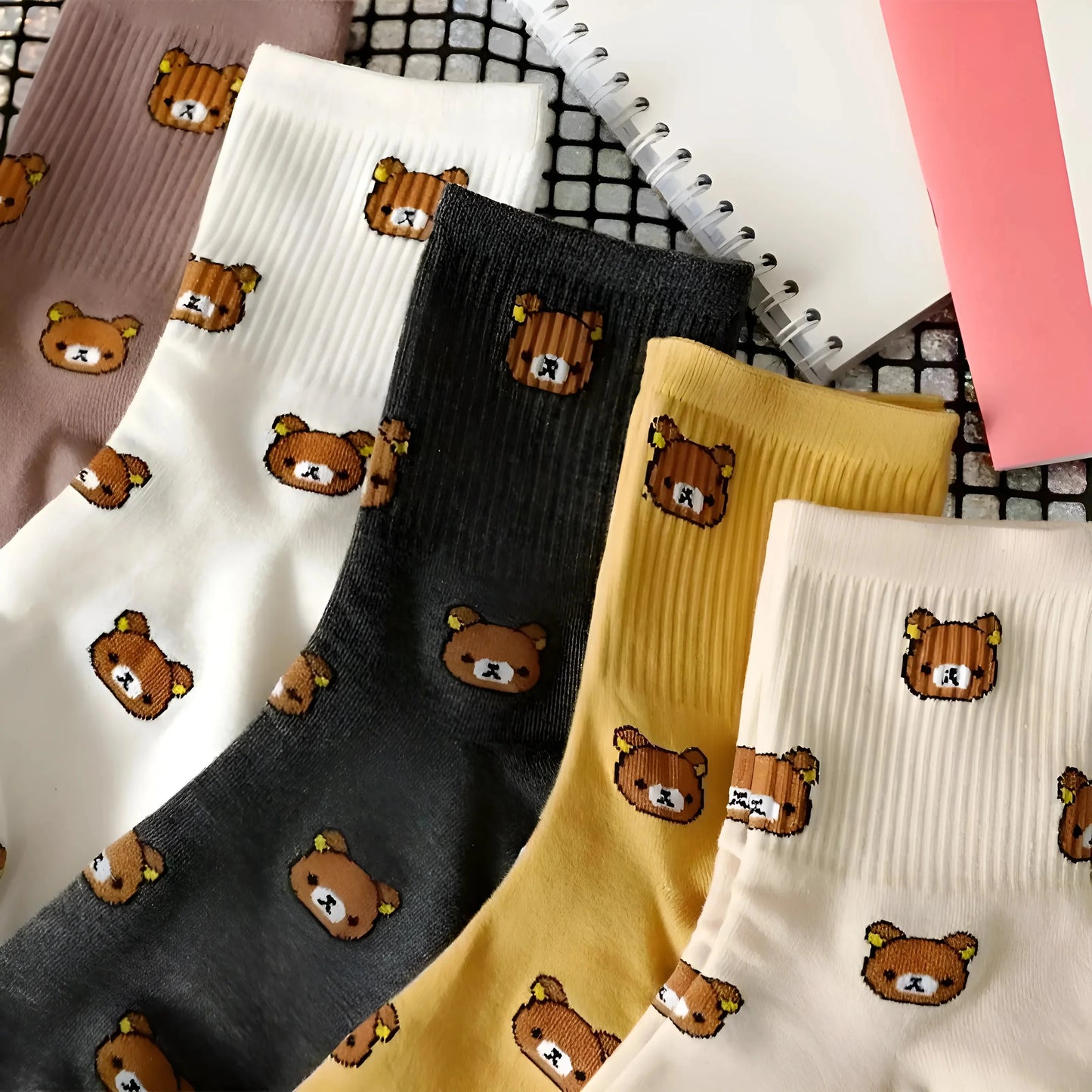 Calzini alla caviglia con design di orso