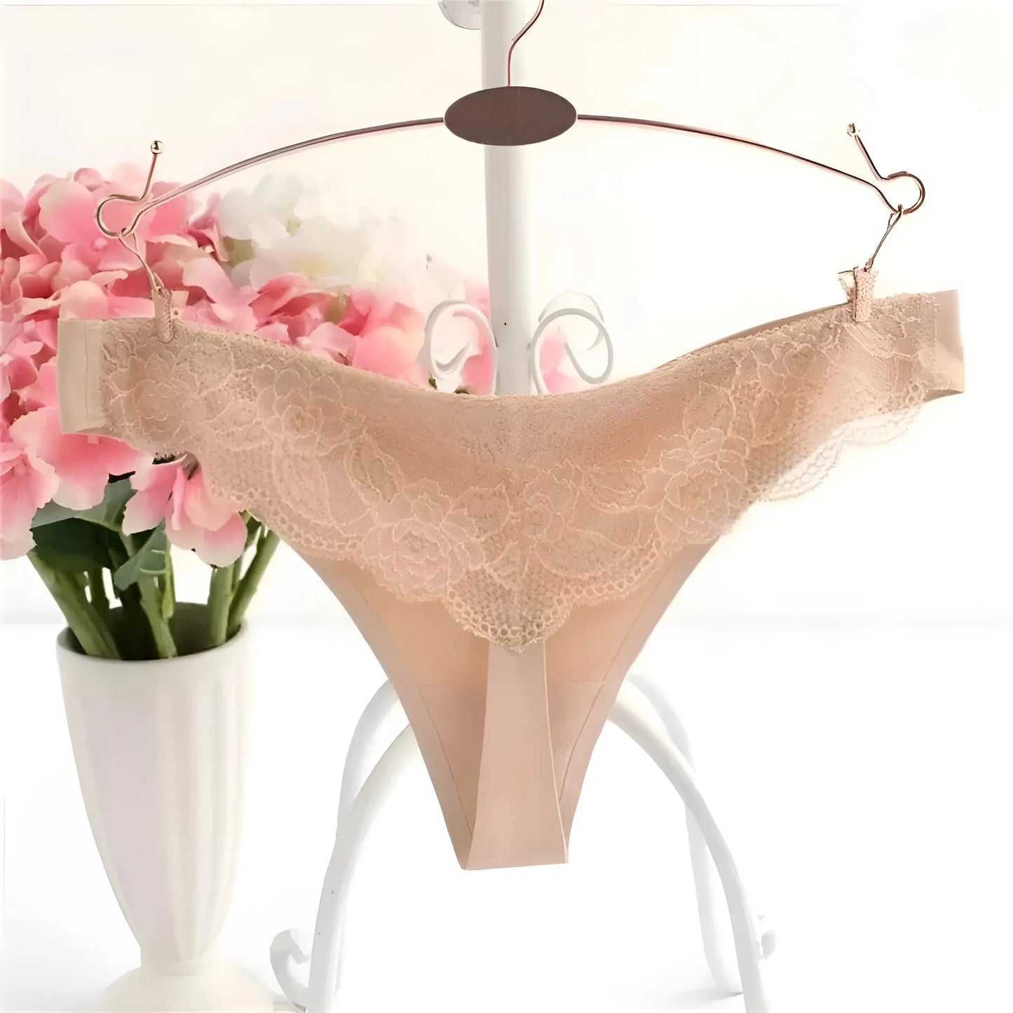 Beige Slip senza cuciture con retro in pizzo