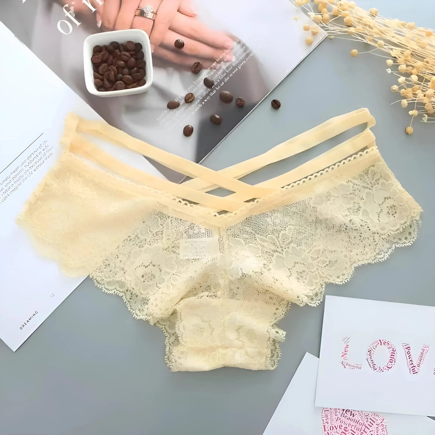 Beige Mutandine in pizzo universali con cinturini decorativi
