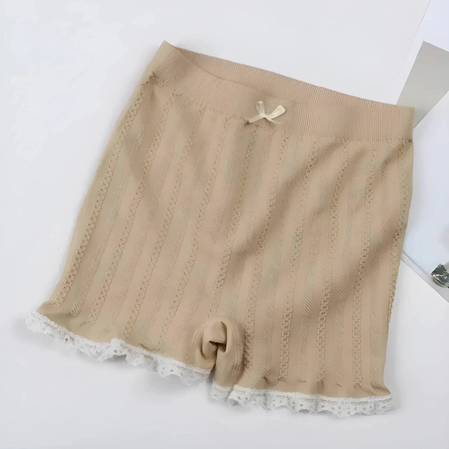 Beige Boxer da donna con rifiniture decorative