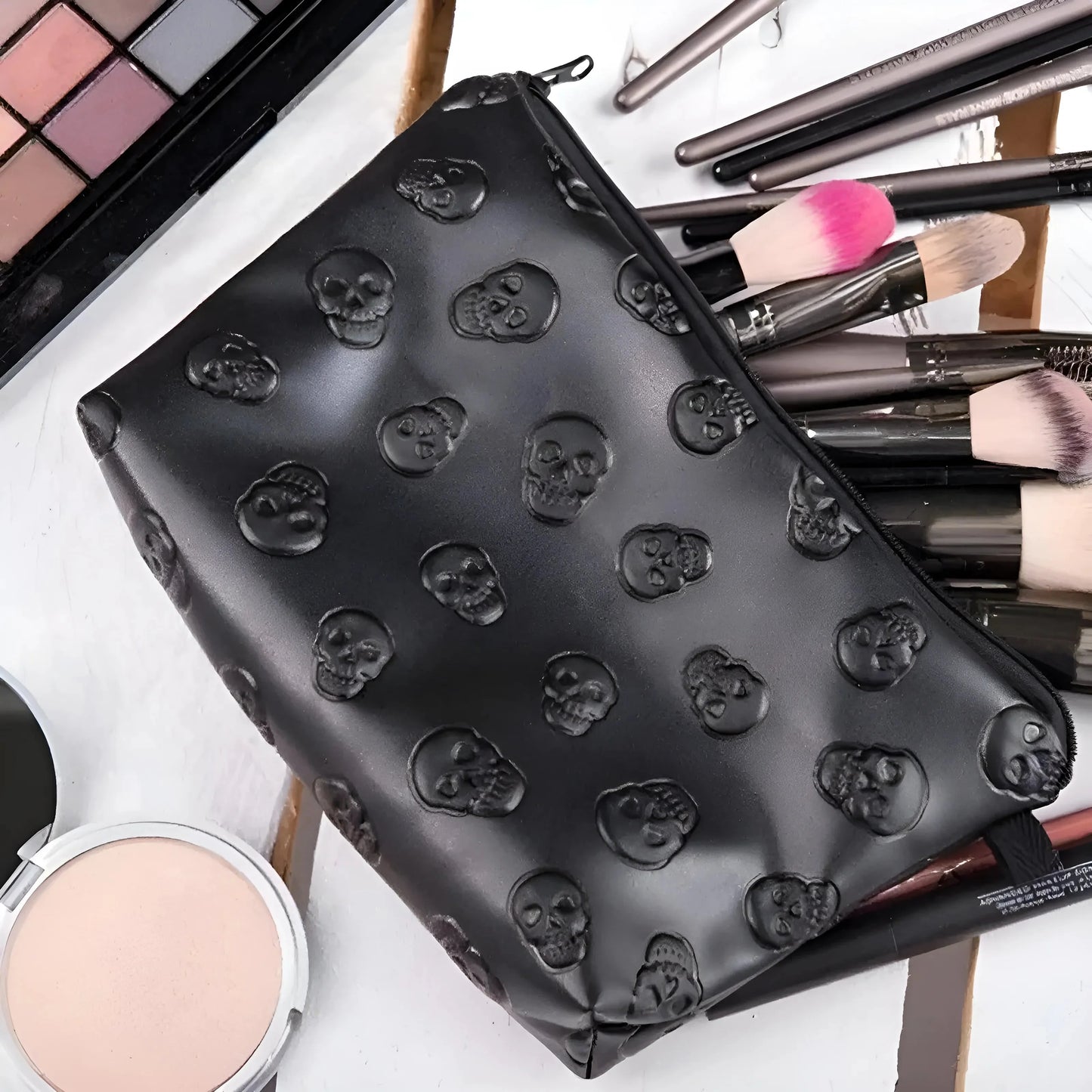 Nero Borsa Cosmetica con Motivo Embossato
