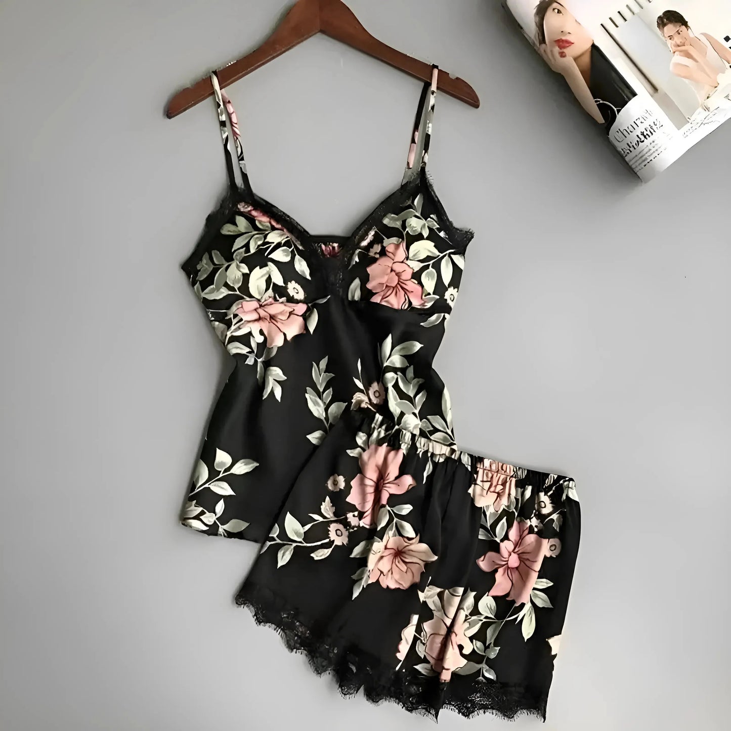 Nero Set Pigiama Floreale con Top e Pantaloni Corti