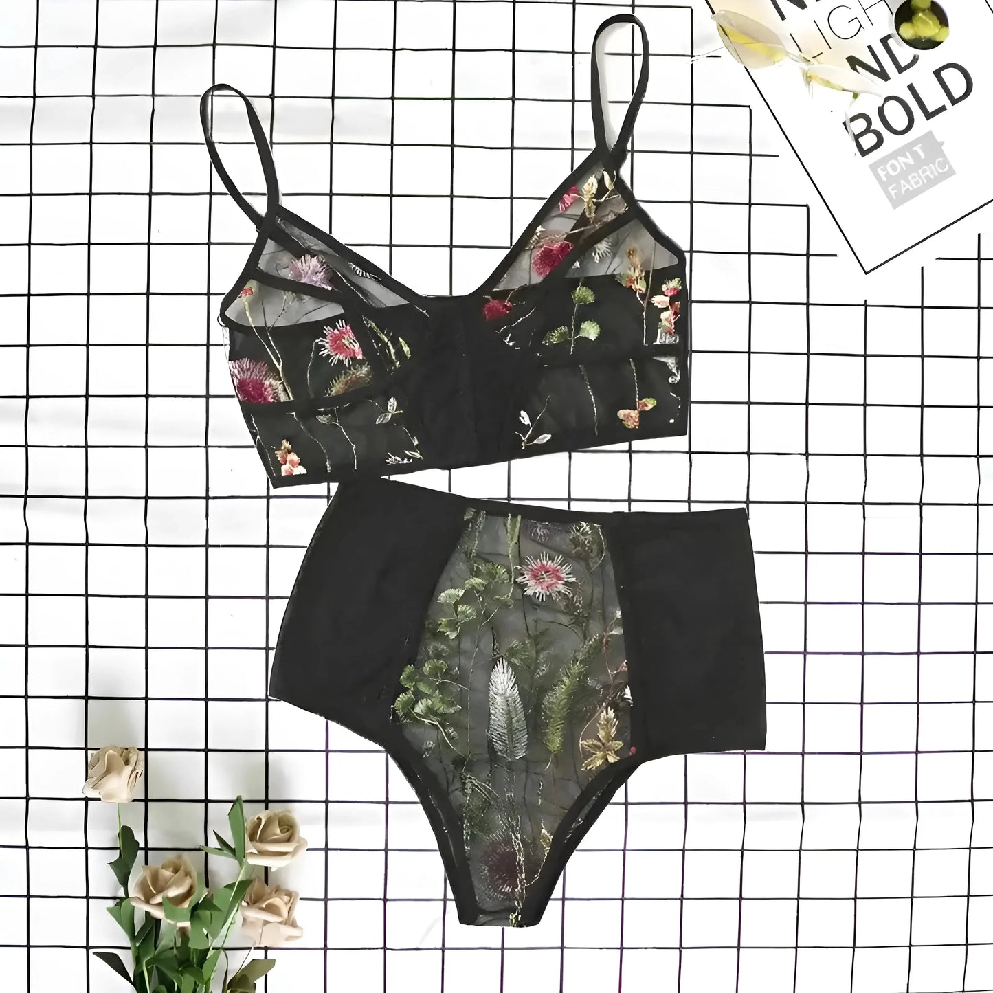 Nero Set di Lingerie in Pizzo con Delicato Design Floreale