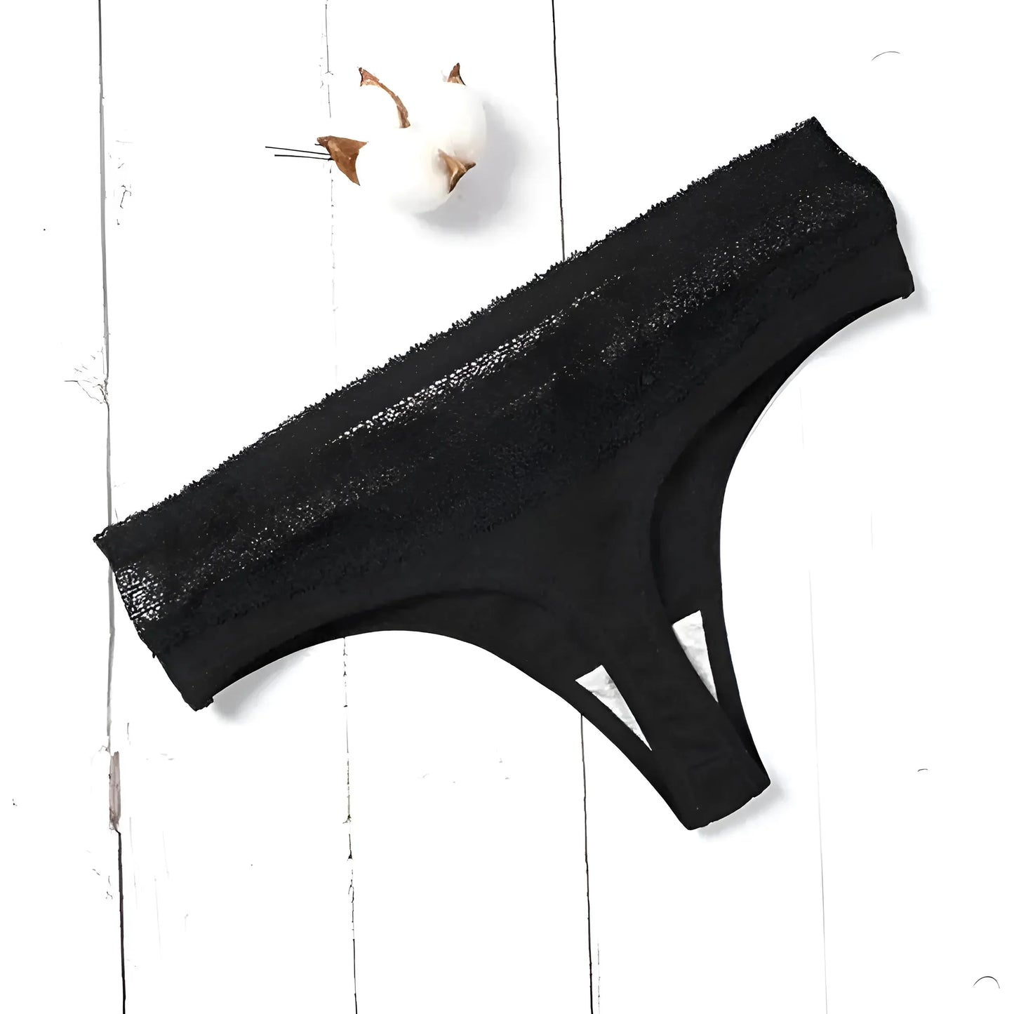 Nero String thong con pizzo