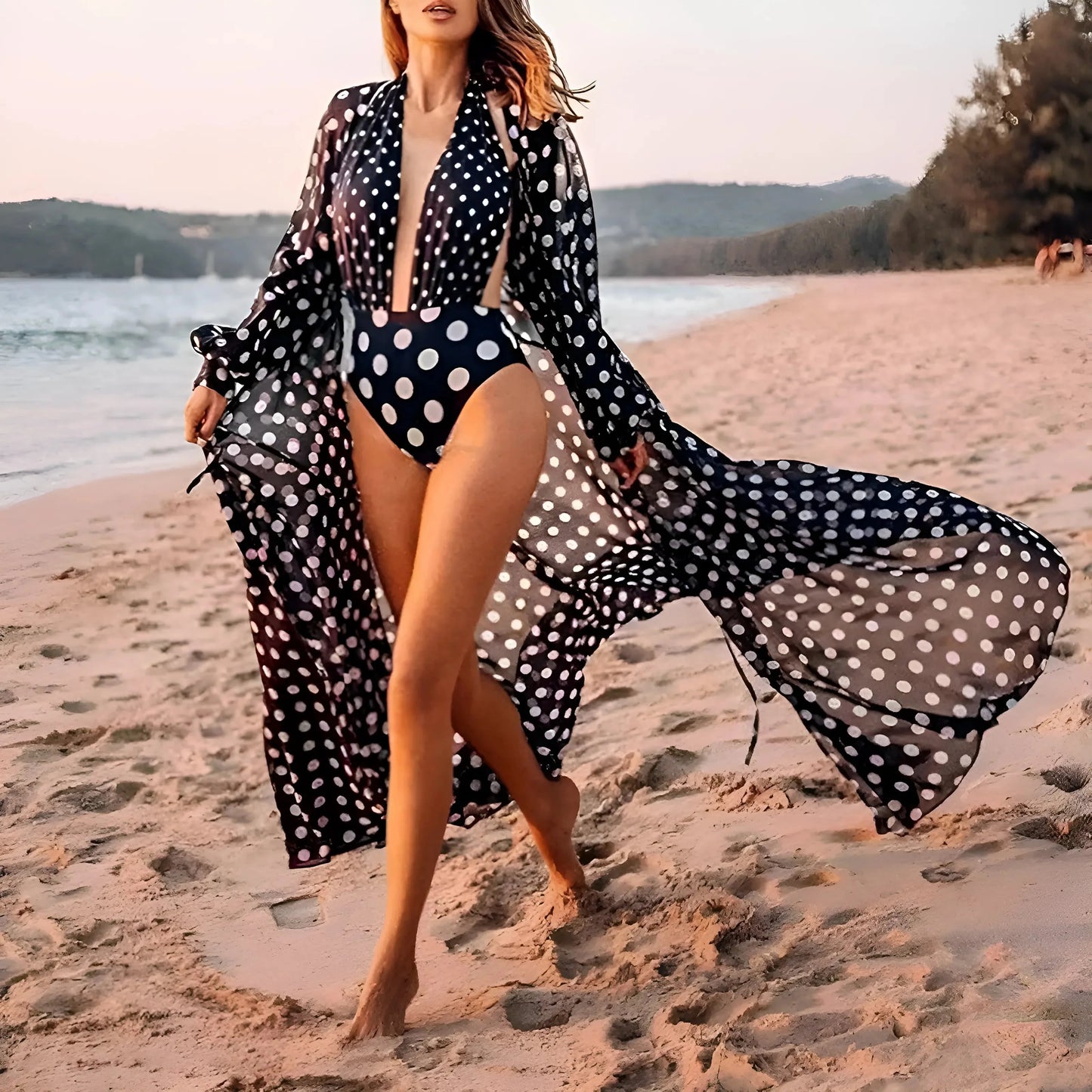 Nero Kimono da Spiaggia a Pois