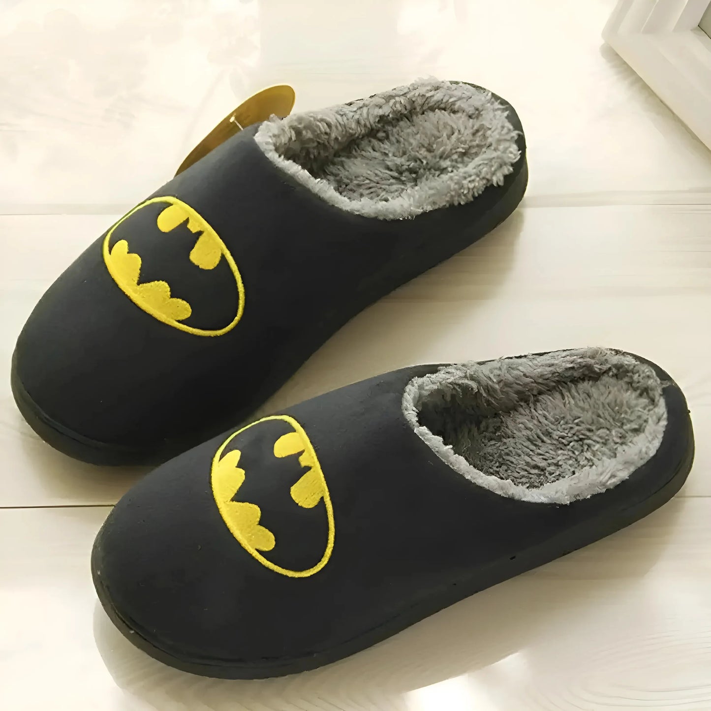 Nero Pantofole da donna con logo supereroe