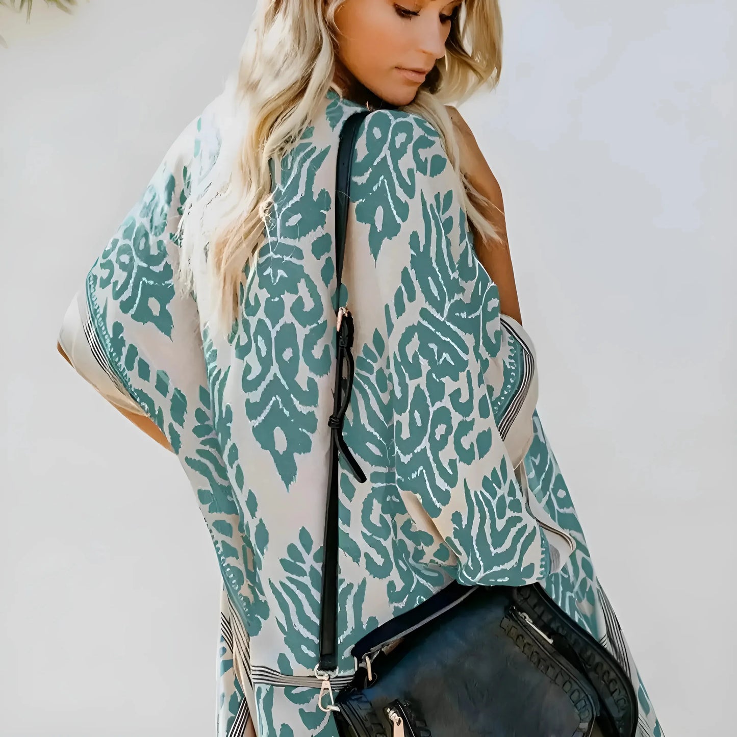 Kimono da Spiaggia Classico con Motivi Ornati