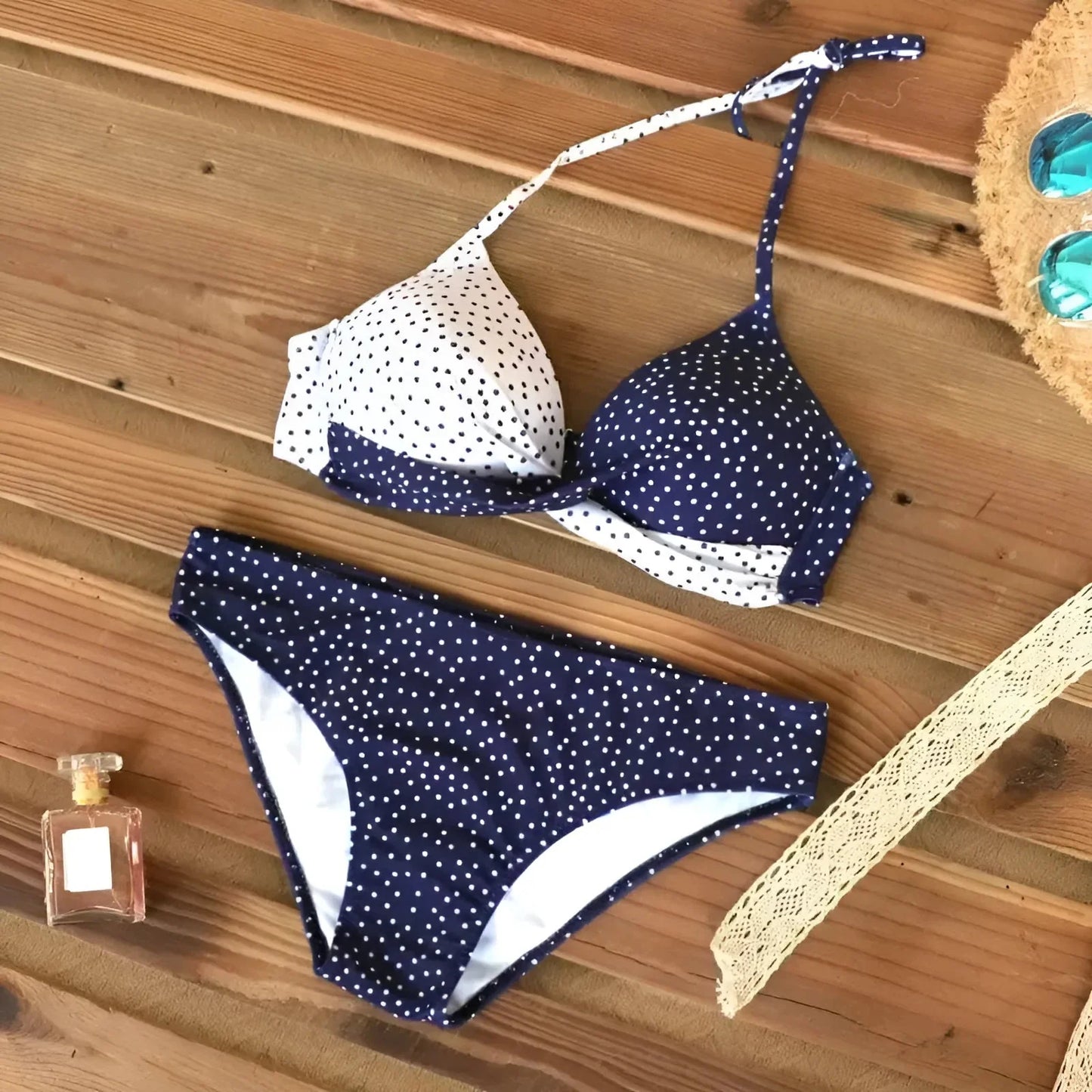 Costume da bagno a due pezzi taglio classico