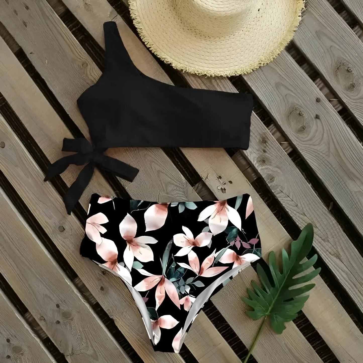 Costume da bagno due pezzi con stampa floreale