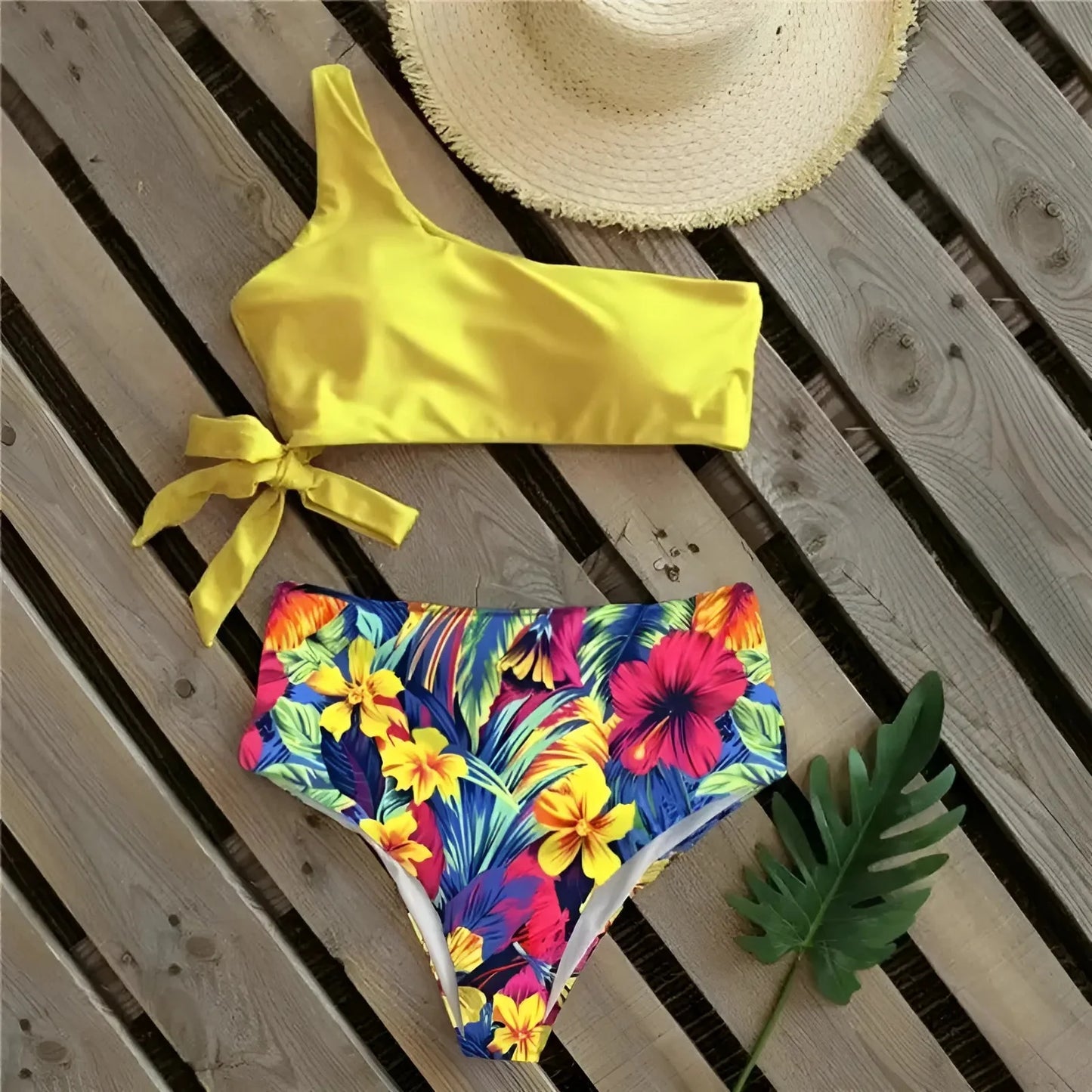 Costume da bagno due pezzi con stampa floreale