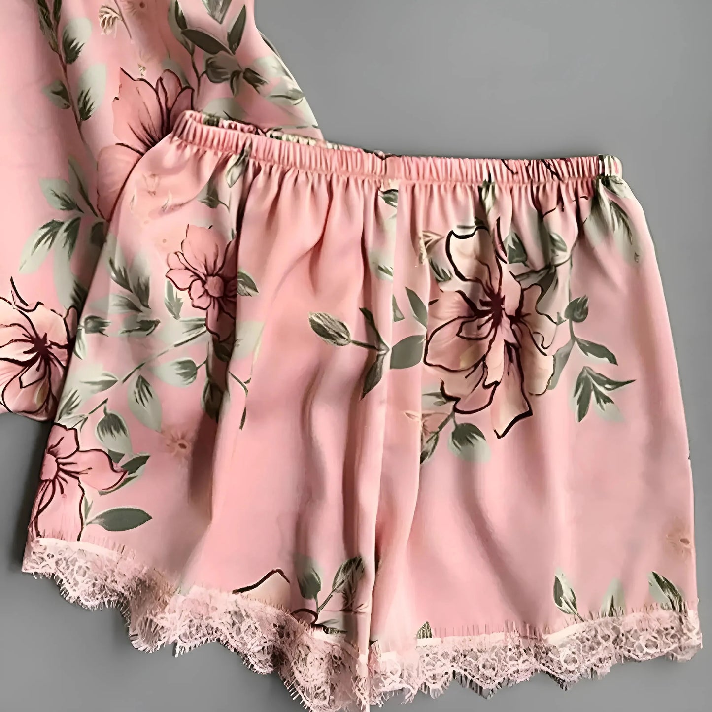 Set Pigiama Floreale con Top e Pantaloni Corti