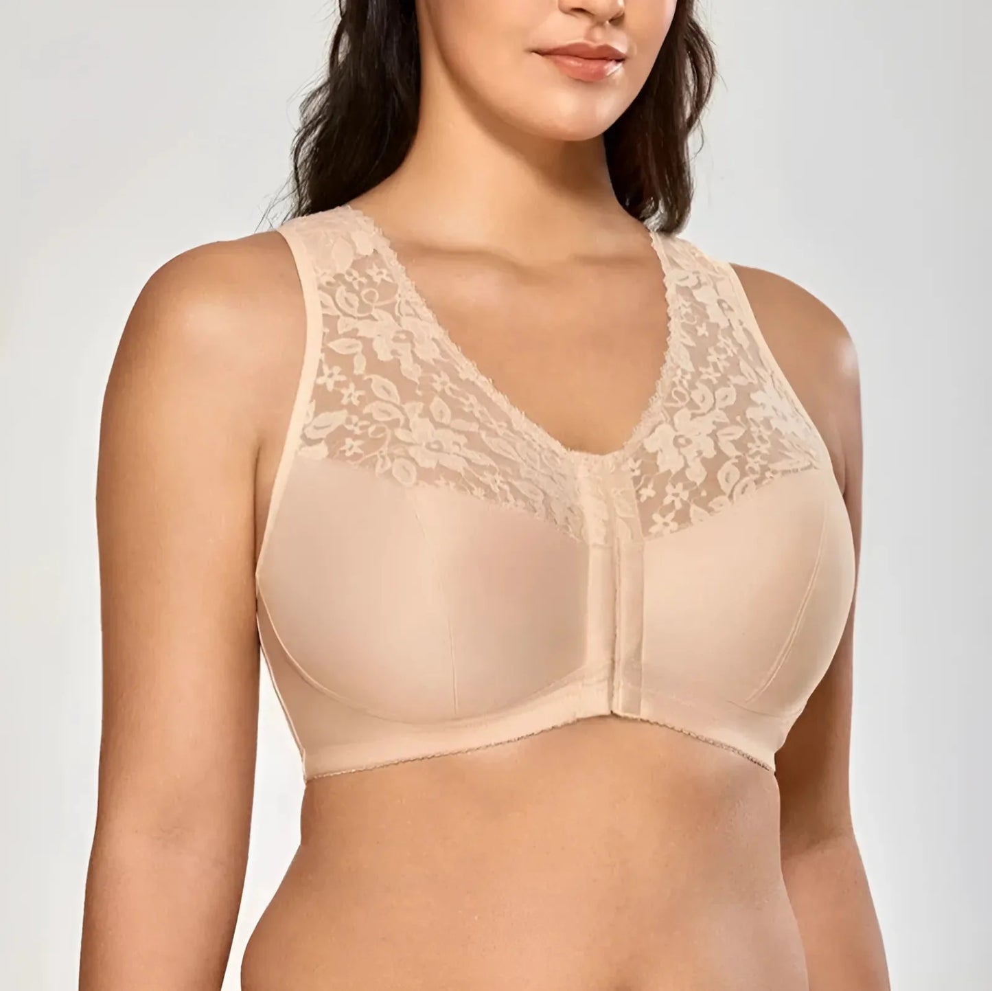 Reggiseno in pizzo con chiusura frontale in taglie grandi