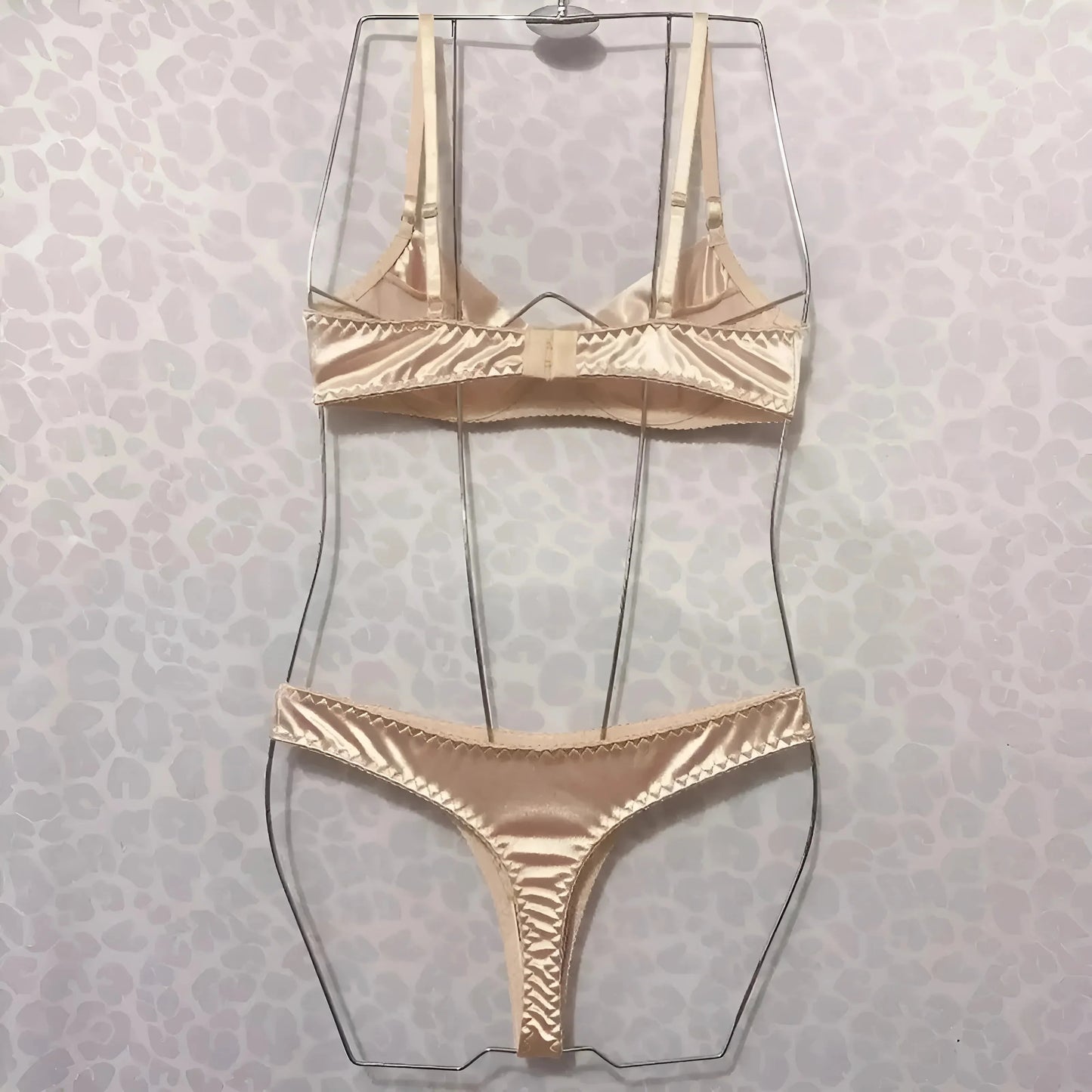 Set di Lingerie Oro