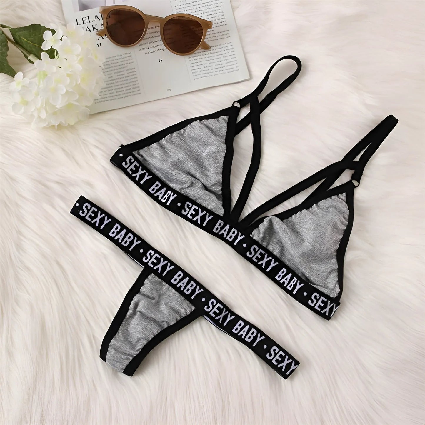 Grigio Set di Lingerie con stampa "Sexy Baby"