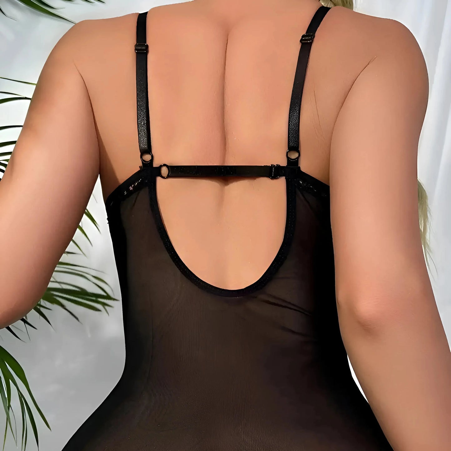 Body in pizzo con schiena scoperta