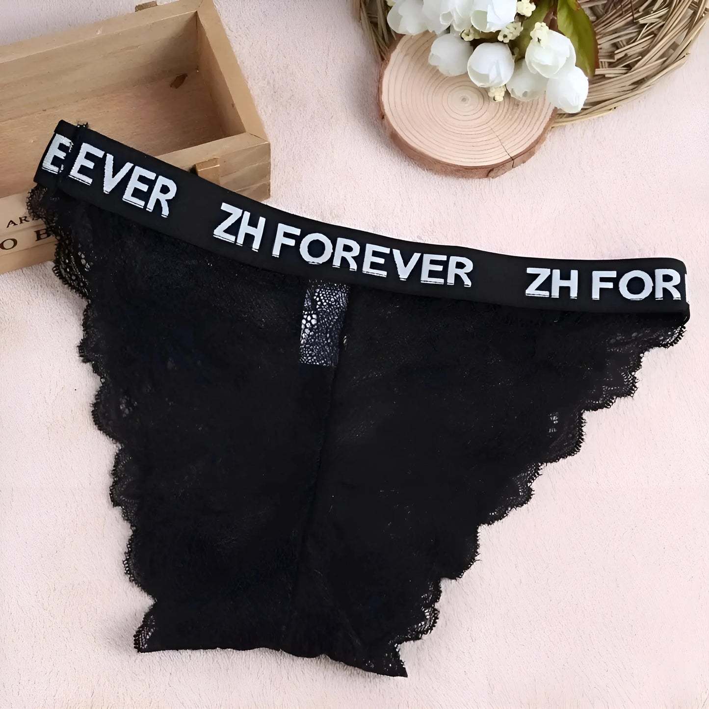 Set di Lingerie in Pizzo con Fascia Elasticizzata