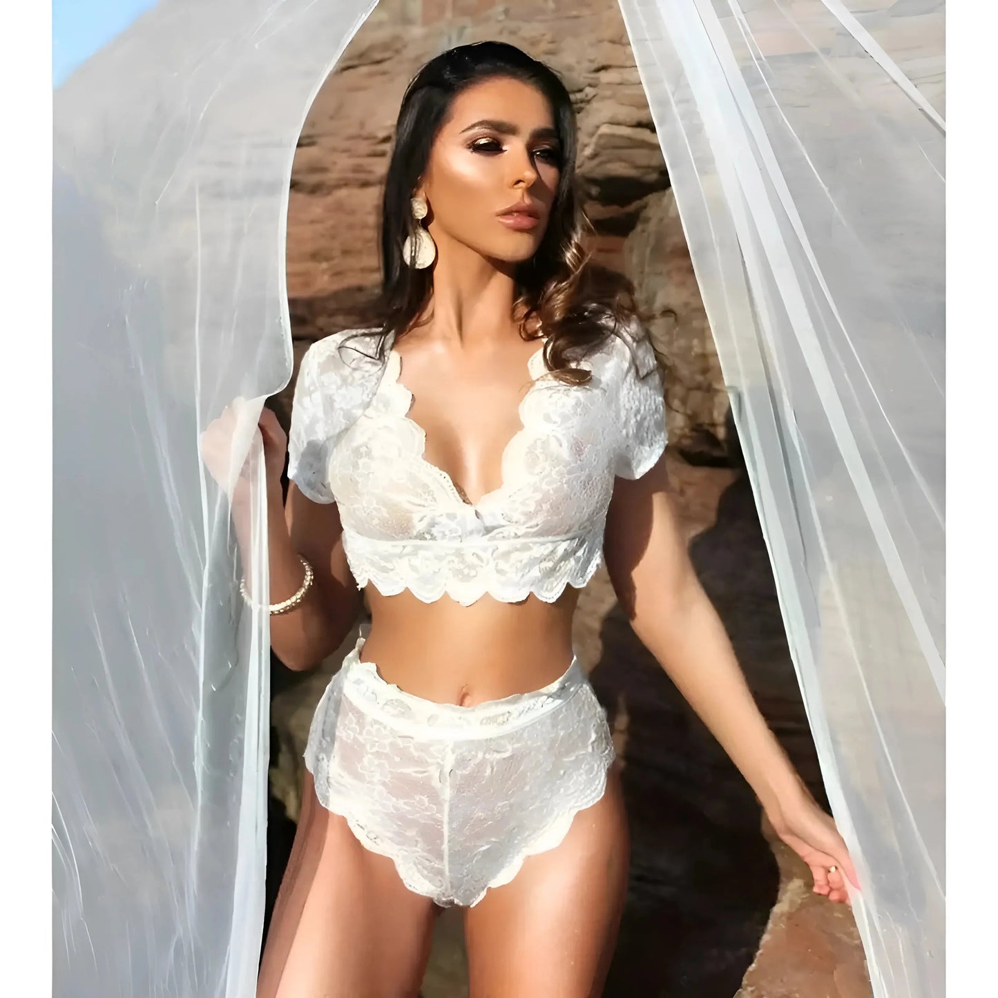 Set di Lingerie in Pizzo con Maniche